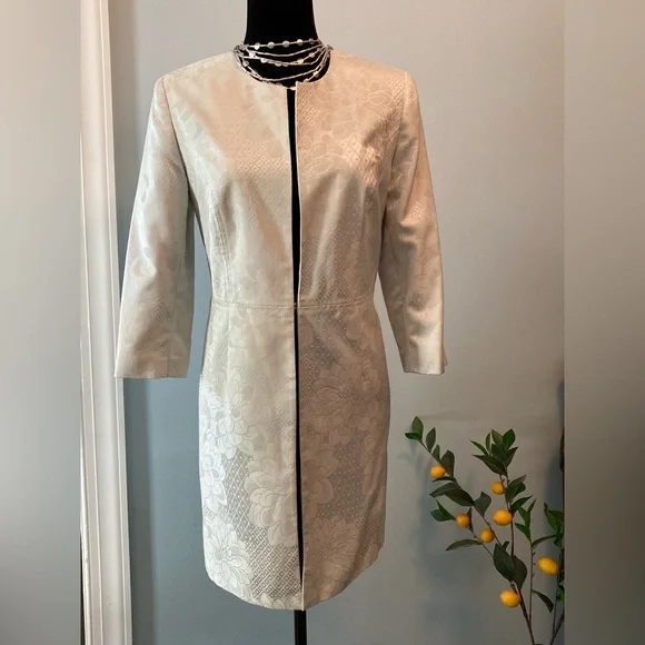 Gorgeous! Talbots Car Coat Floral Jacquard Long Line Jacket Vanilla Off-White 8P - Picture 3 of 16